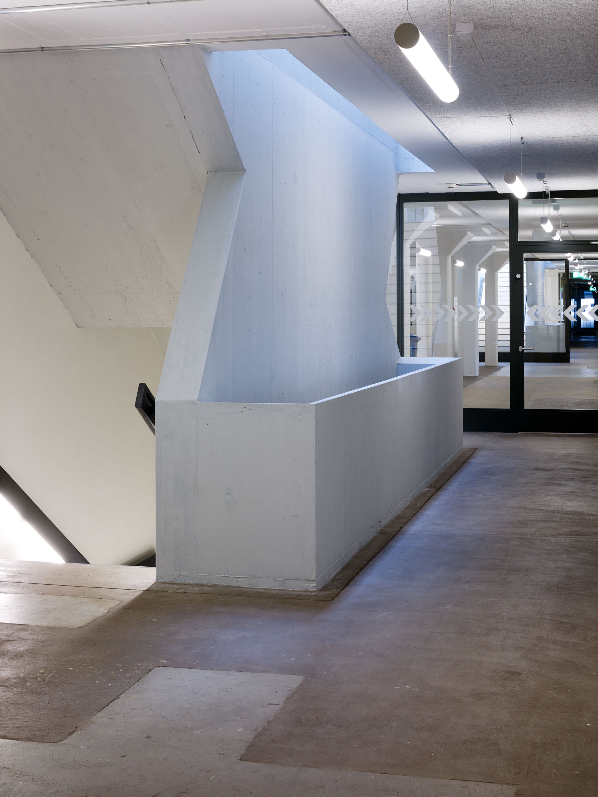 E13483 Alpa 043085 2560